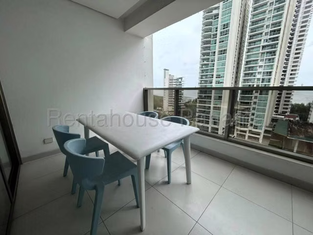Alquiler de Apartamento en Costa del Este 27LBR1299
