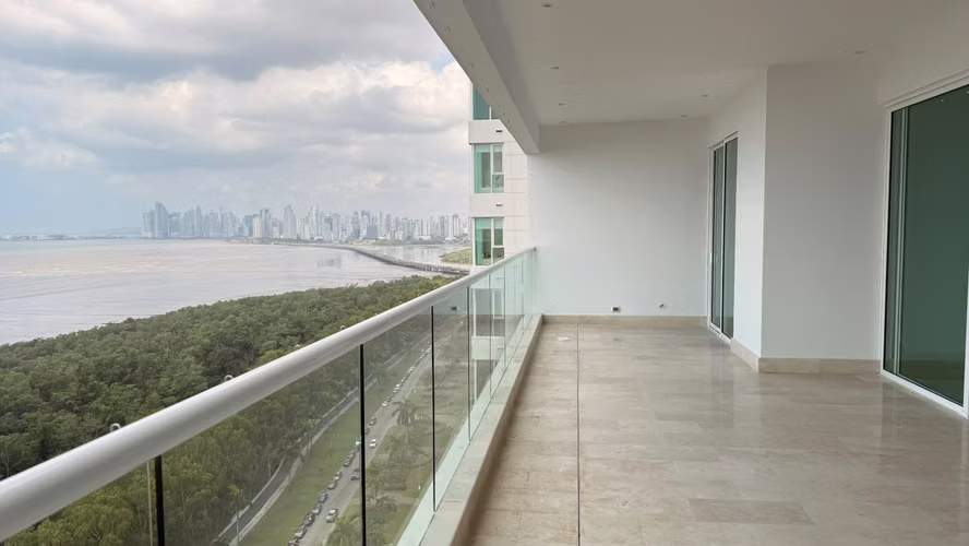Venta de Apartamento en Costa del Este ph Marea |