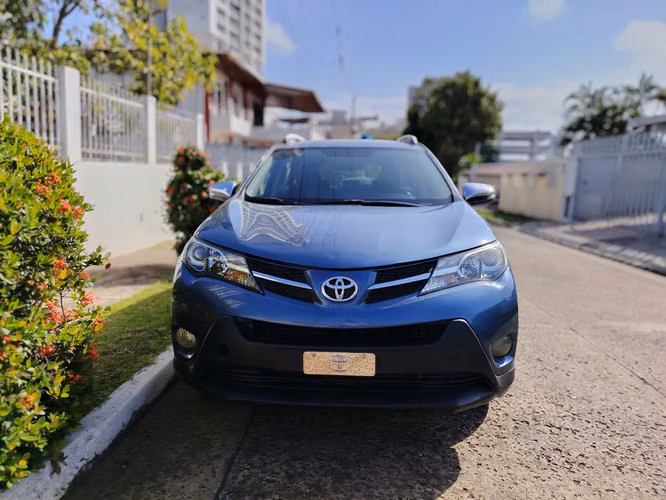 TOYOTA RAV4 2014 AUTOMÁTICA NEGOCIABLE - Imagen 2