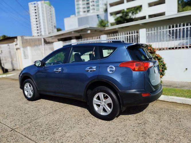 TOYOTA RAV4 2014 AUTOMÁTICA NEGOCIABLE - Imagen 11