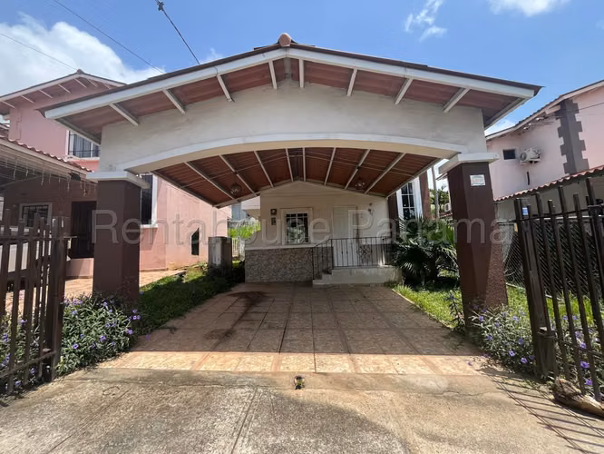 VENTA DE CASA EN CHORRERA DDB26-9144