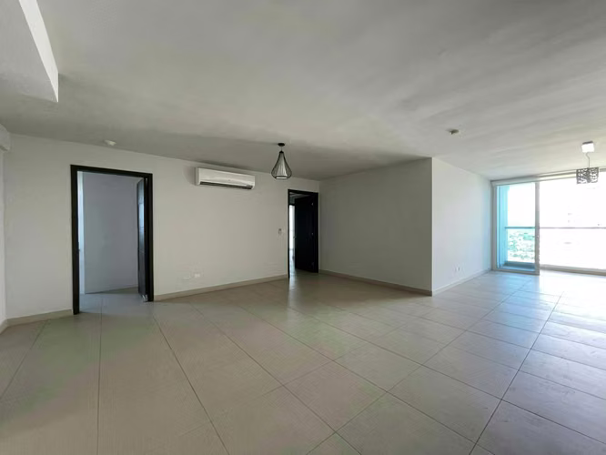 Venta Country Club Amoblado Costa del Este $430,000 - Imagen 2