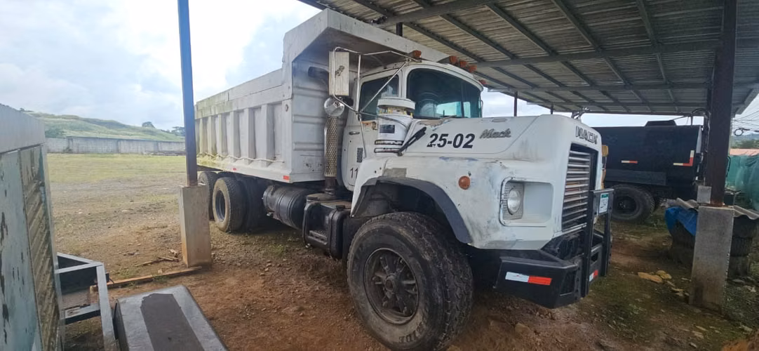 SE VENDE - Imagen 2