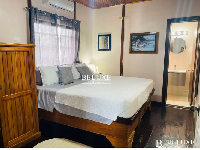 VENTA DE HOTEL EN BOCAS DEL TORO (6)