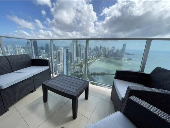 APARTAMENTO AMOBLADO FRENTE AL MAR - Imagen 3