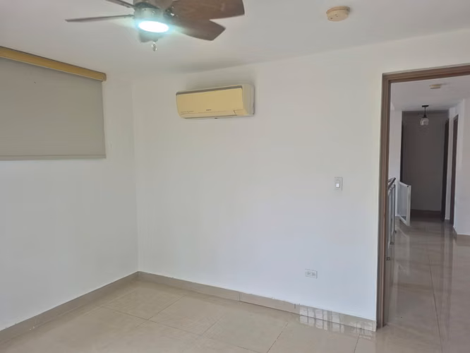 venta de casa Las Cumbres - Imagen 14