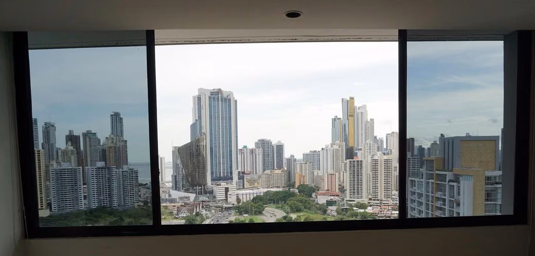 Apartamento Amoblado - Calle 60 Este San Francisco - 3 Recamaras - 190 M² - Imagen 4