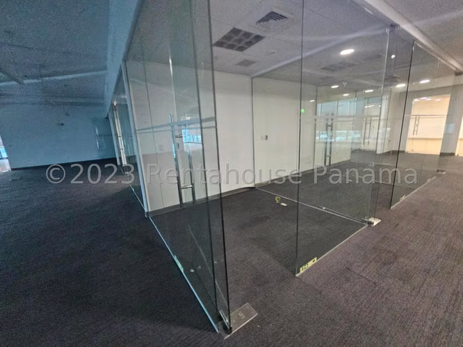 Alquiler Piso de Oficinas Exclusivo en Costa del Este - YD - Imagen 18