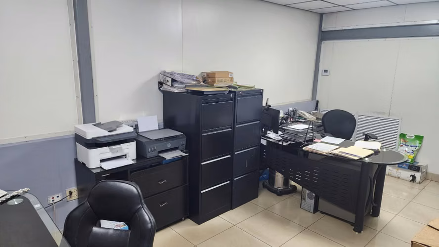 Galera Comercial en Venta Pueblo Nuevo - Imagen 11