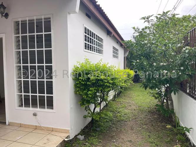 Venta de Casa en Brisas Del Golf G9711GRR - Imagen 18