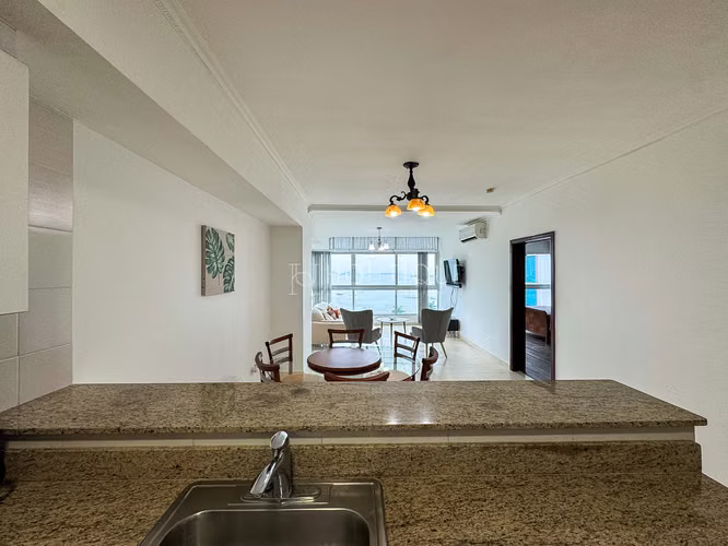 Venta de Apartamento en Av Balboa PH Grand Bay - Imagen 4