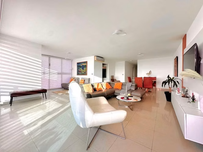 Apartment in Villa de las Fuentes I 3 Bedrooms I Furnished I With balcony and 2 parking spaces