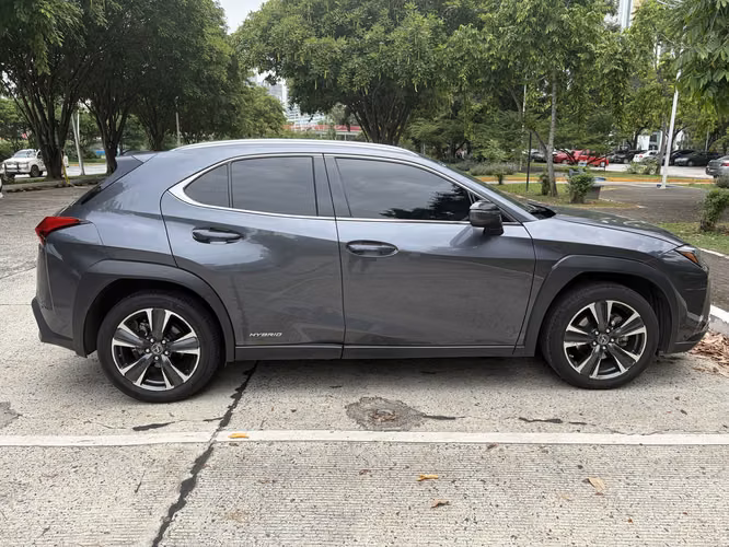 LEXUS UX 250h 2022 HÍBRIDO - 27,756 KM - TODO AGENCIA LEXUS - Imagen 4
