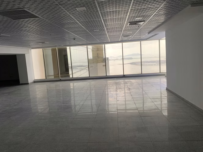 Alquiler Oficina en PH Bisca Financial Center Av. Balboa