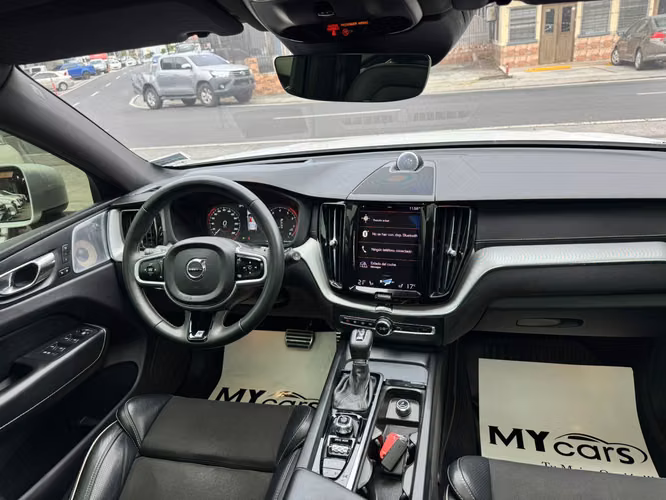 Volvo XC60 2018 - Imagen 12
