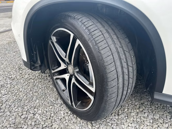 Mercedes Benz GLE - Imagen 16