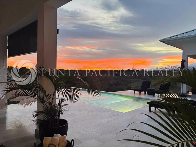 Venta | Exclusiva Casa Ecuestre en Punta Barco | Establo Privado, Piscina y Acceso al Río - Imagen 4
