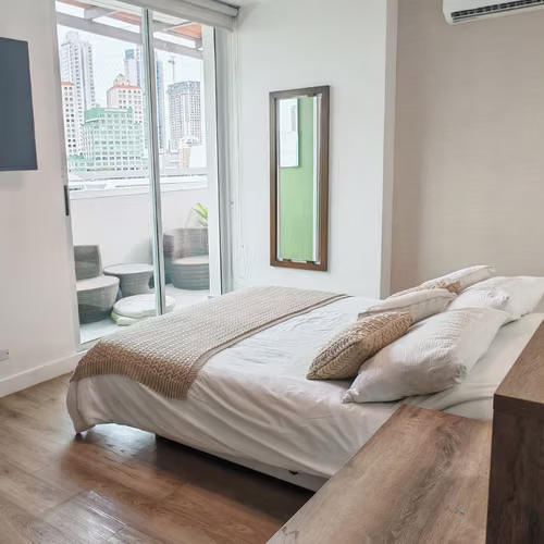 Hermoso Apartamento Amoblado en San Francisco! Amplia Terraza! PH TERRAMAR! - Imagen 5
