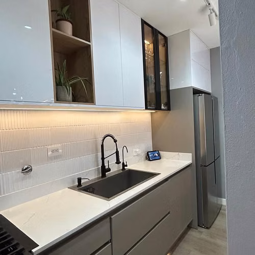 Hermoso Apartamento Amoblado en San Francisco! Amplia Terraza! PH TERRAMAR! - Imagen 11