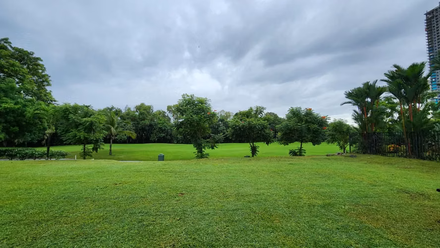 Terreno en Venta en Fairway Estates | Una de las Últimas Oportunidades para Construir en Santa María - Imagen 2