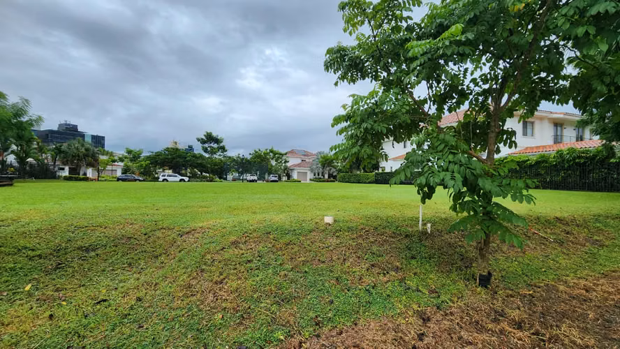 Terreno en Venta en Fairway Estates | Una de las Últimas Oportunidades para Construir en Santa María - Imagen 13