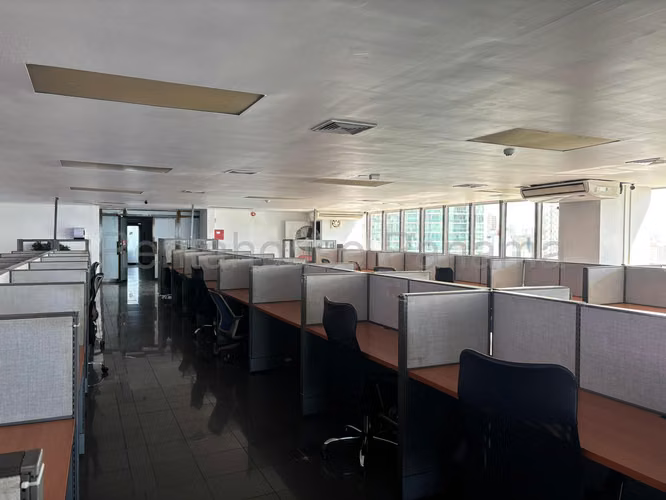 Alquilo Oficina en Avenida Balboa LC27-1476 - Imagen 4