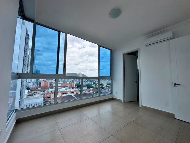 ALQUILER DE APARTAMENTO EN BELLA VISTA, PH V ISTA BALBOA - Imagen 9