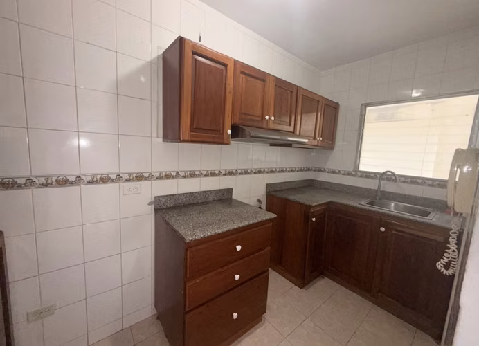 Se alquila apartamento en Condado del Rey