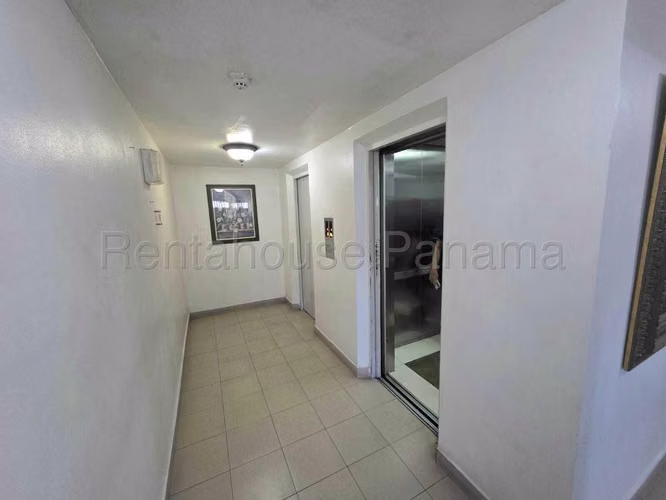Vendo Apartamento de Remodelado en PH Belview Towers, Edison Park 26-8856GG - Imagen 13