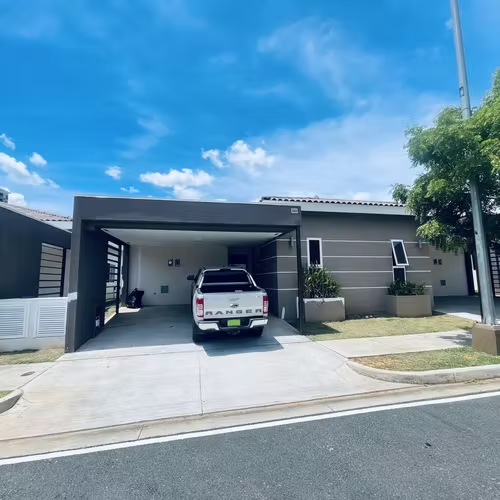 Bosques del pacífico Casa duplex modelo 4