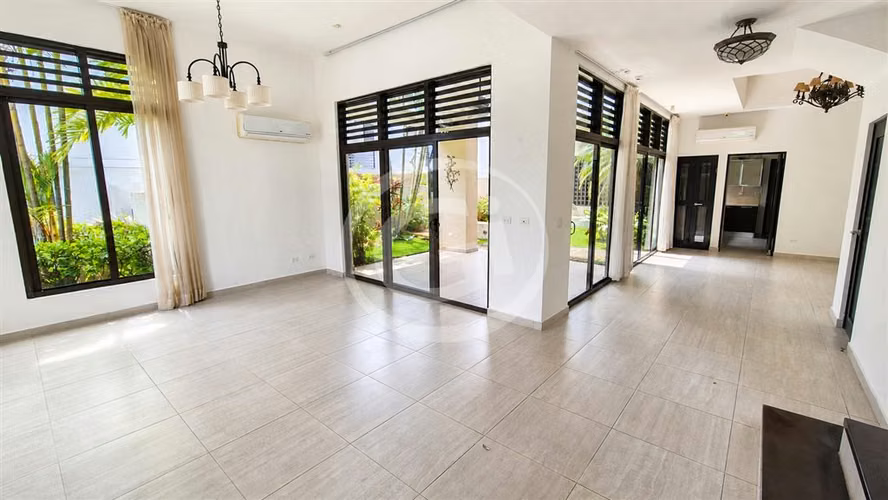 Venta Casa Reposeída Bancaria PH Nativa Panamá Pacífico
