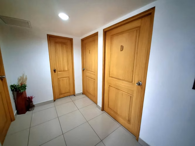 TU PRIMERA OFICINA · 6.8 M2 · PLAZA PAITILLA, AV. BALBOA - Imagen 3