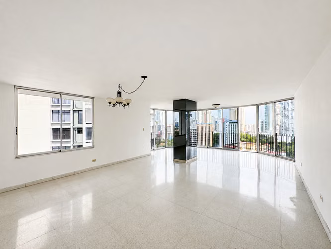 Alquiler de Apartamento en Bella Vista 3 habitaciones - Imagen 2