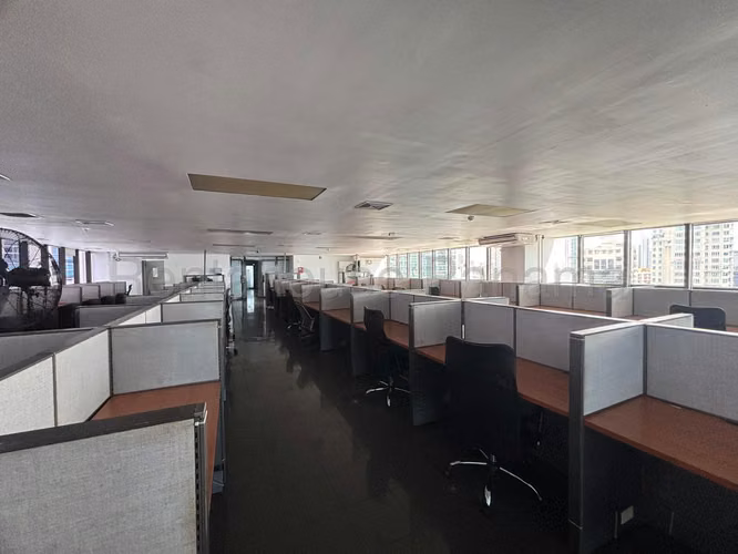 Alquiler de Oficina Con Vista Al Mar en Av Balboa 27*1476Mfk - Imagen 3