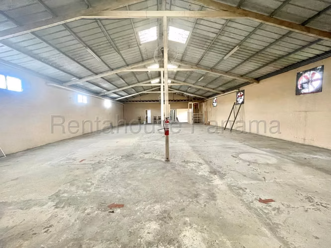 ALQUILO Galera en Parque Lefevre 500m2 - Imagen 8
