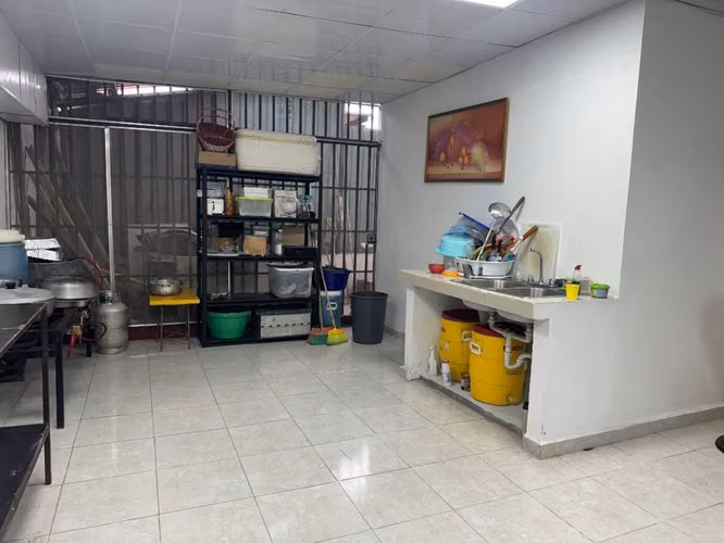 ALQUILER CASA COMERCIAL O RESIDENCIAL JUAN DIAZ - Imagen 5