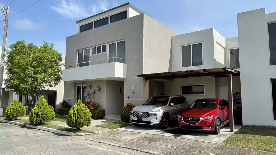 Amplia y hermosa casa en Villasur Costa Sur