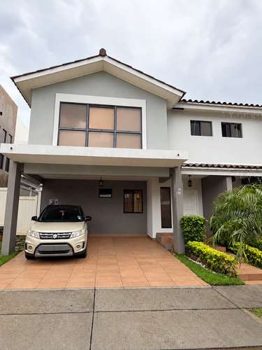 CASA EN VENTA | PH AVENTURA – PASEO DEL NORTE, BRISAS DEL GOLF