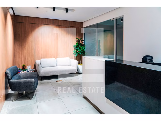 Se Vende Oficina en San Francisco de 335.50m2 en PH Midtown