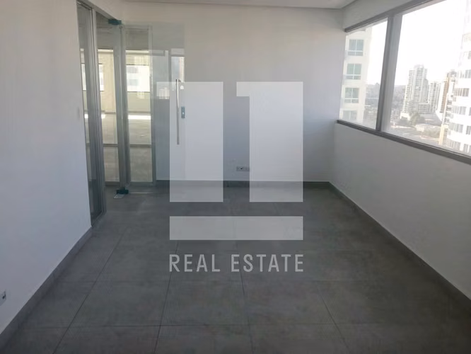 Se Vende Oficina en San Francisco de 335.50m2 en PH Midtown - Imagen 4