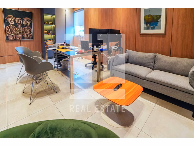 Se Vende Oficina en San Francisco de 335.50m2 en PH Midtown