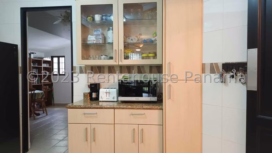 Venta de Casa en Altos de Panama Casa Altos de Panama KC - Imagen 4