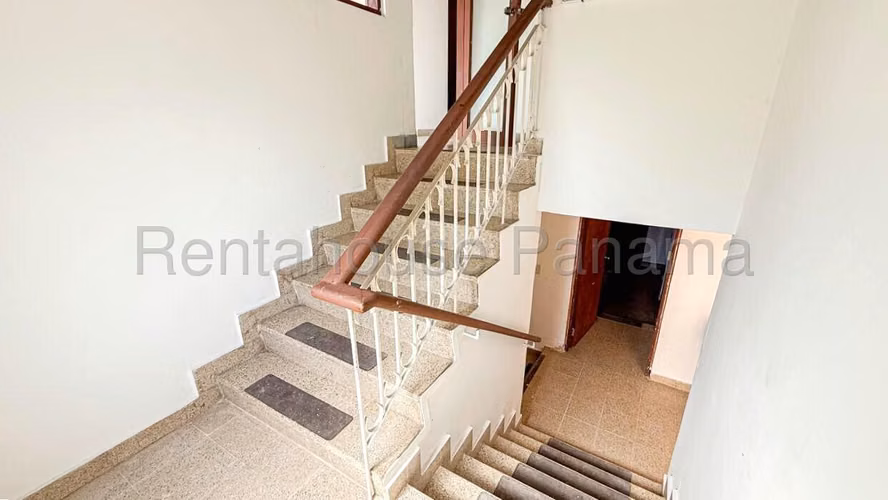 Venta de Casa en La Alameda 354 Mts PD - Imagen 5
