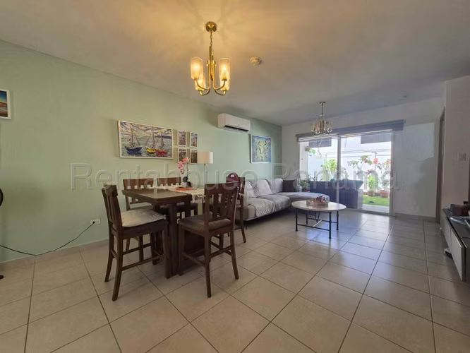 Venta de Casa en Brisas Del Golf Aventura 157 Mts PD