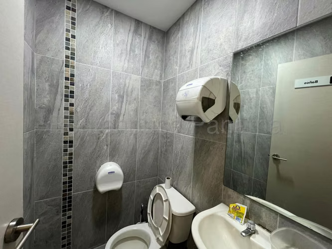 Venta de Local en Brisas Del Golf premier Plaza - Imagen 8