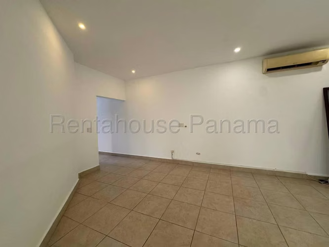 Venta de Casa en Clayton MPM27-1527 - Imagen 2