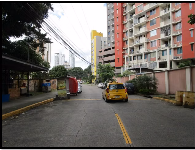 Diagonal al Comercial Panamá - Imagen 13