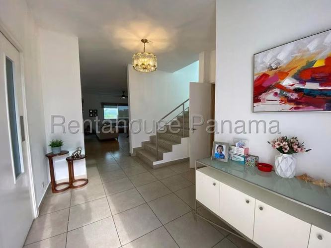 Casa en Venta en Altos de Panama JG - Imagen 2
