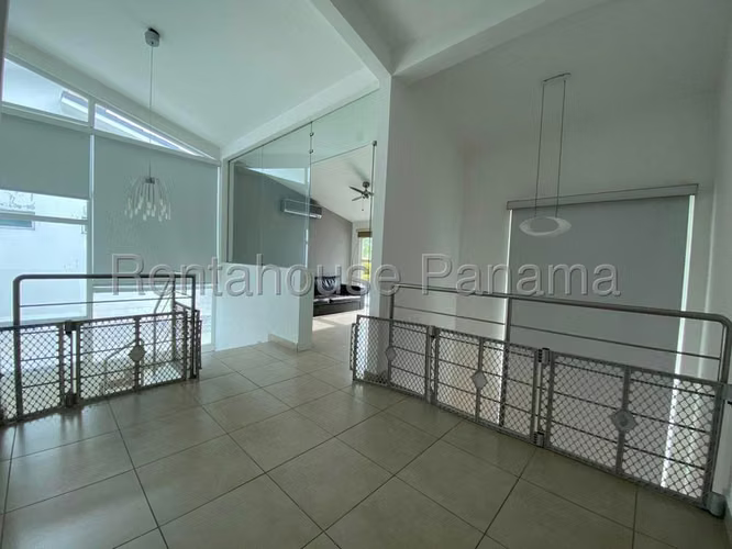 Casa en Venta en Altos de Panama JG - Imagen 11