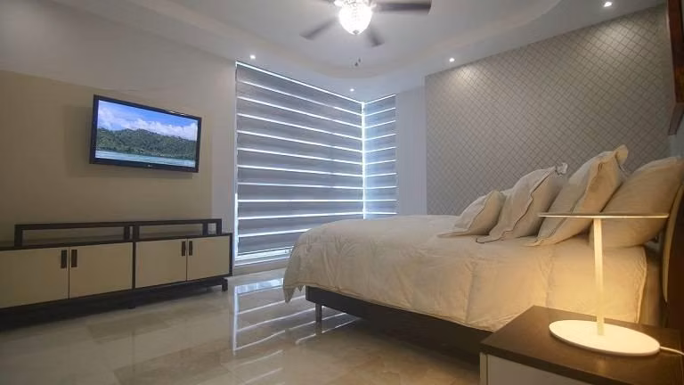 Se Alquila Apto en Pacific village - Imagen 2